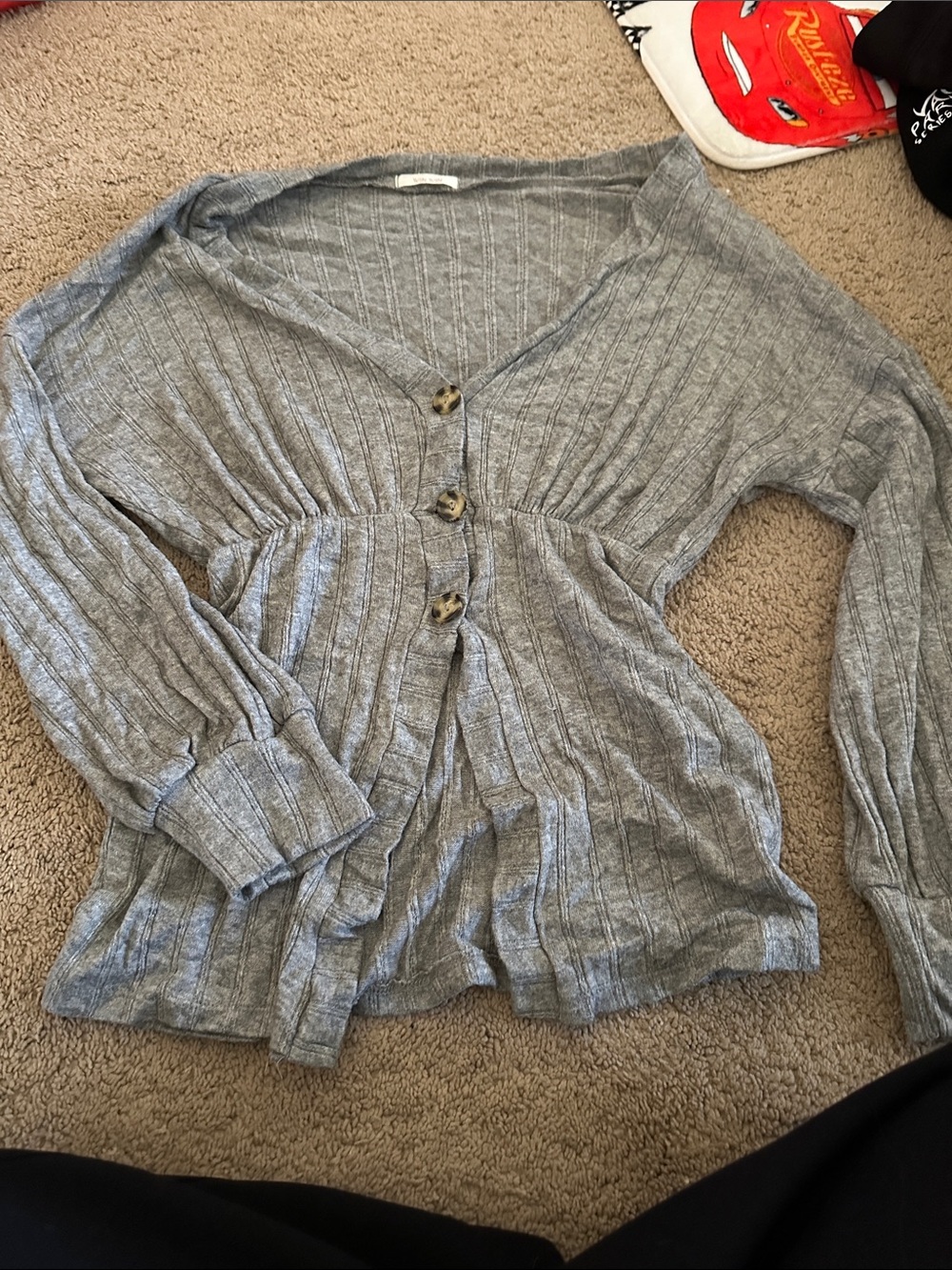 WinWin Light Gray Ribbed Button-Front Cardigan